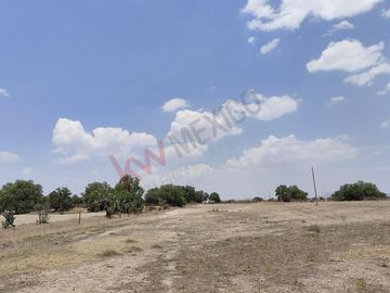 130,000m2 atrás de casas Quma, Tizayuca. Para desarrollo habitacional, industrial o comercial.