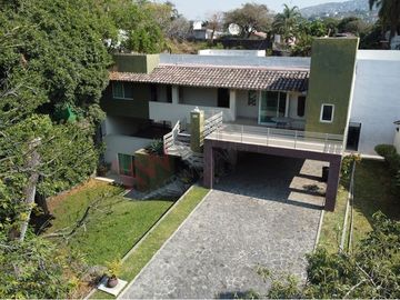 Casa en Venta En Pedregal de las Fuentes  Jiutepec, Morelos