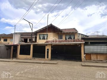 CASA RENTERA CON LOCAL COMERCIAL GUALACEO