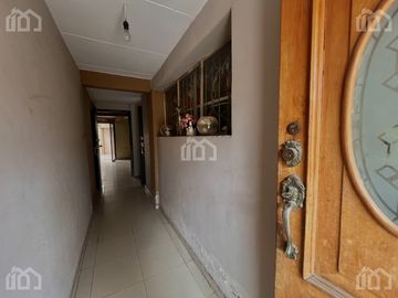 CASA RENTERA CON LOCAL COMERCIAL GUALACEO