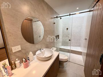 CASA EN VENTA  DE UNA SOLA PLANTA AMOBLADA SECTOR RIO AMARILLO