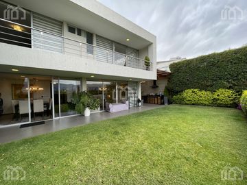 CASA DE VENTA EN CUMBAYA