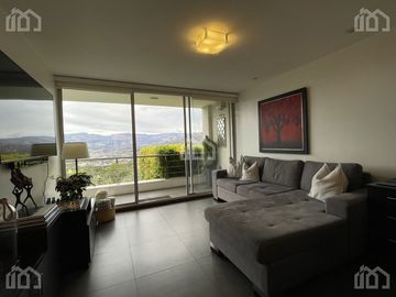CASA DE VENTA EN CUMBAYA