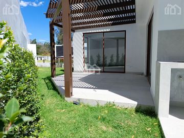 CASA DE VENTA TUMBACO