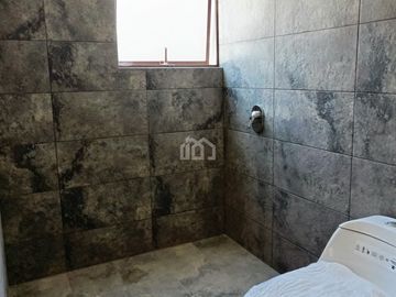 CASA DE VENTA TUMBACO