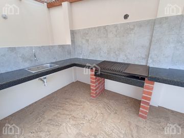 CASA DE UNA PLANTA EN VENTA   EN TUMBACO SECTOR LA VIÑA ALTA