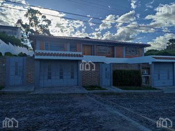 CASA DE UNA PLANTA EN VENTA   EN TUMBACO SECTOR LA VIÑA ALTA