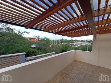 CASA DE UNA PLANTA EN VENTA   EN TUMBACO SECTOR LA VIÑA ALTA