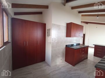 CASA DE UNA PLANTA EN VENTA   EN TUMBACO SECTOR LA VIÑA ALTA