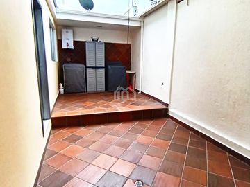 CASA EN VENTA SECTOR EL CONDADO