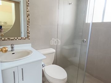 CASA EN VENTA SECTOR EL CONDADO