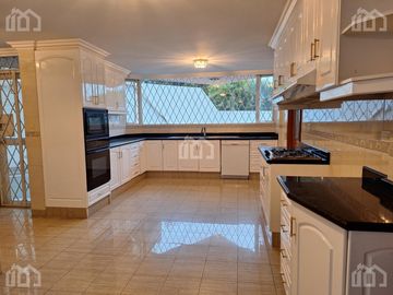 CASA DE VENTA EN MIRAVALLE URBANIZACIÓN RINCÓN DEL VALLE