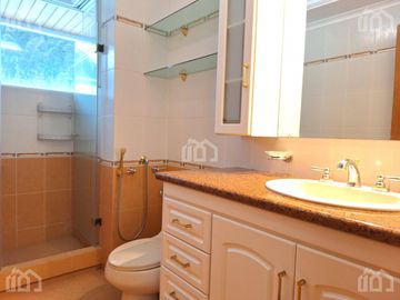CASA DE VENTA EN MIRAVALLE URBANIZACIÓN RINCÓN DEL VALLE