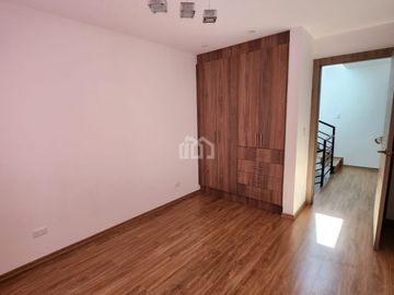 CASA DE VENTA  SECTOR CALDERON