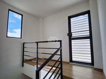CASA DE VENTA  SECTOR CALDERON