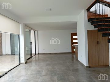 VENTA DE CASAS  PIFO