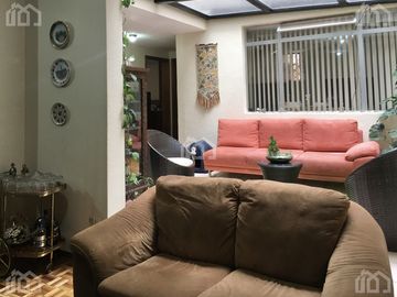 CASA RENTERA DE VENTA SECTOR MARIANA DE JESÚS