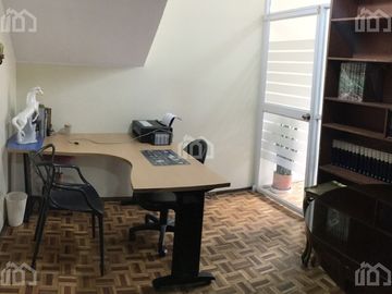 CASA RENTERA DE VENTA SECTOR MARIANA DE JESÚS