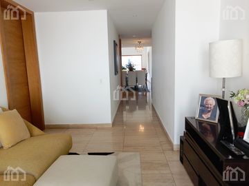 DEPARTAMENTO DE VENTA EN CUMBAYÁ