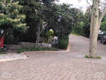 DEPARTAMENTO DE VENTA EN CUMBAYÁ