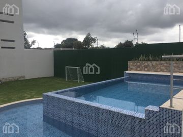 CASA DE VENTA EN TUMBACO DE OPORTUNIDAD