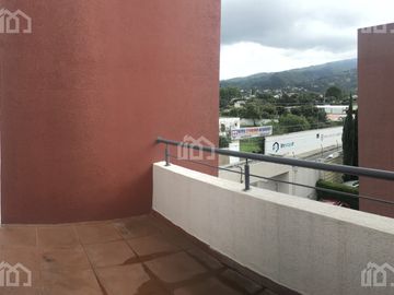 CASA DE VENTA EN TUMBACO DE OPORTUNIDAD