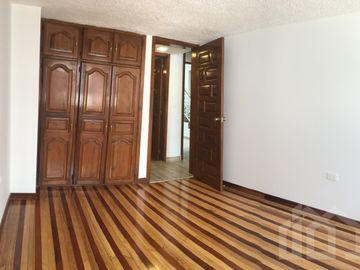 CASA DE VENTA EN CARCELEN