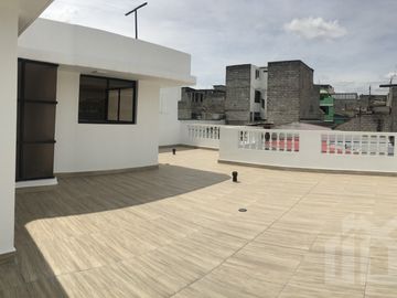 CASA DE VENTA EN CARCELEN