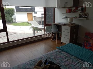 CASA DE VENTA EN TUMBACO ARENAL