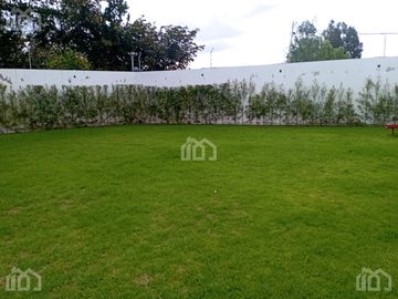 CASA DE VENTA EN TUMBACO ARENAL