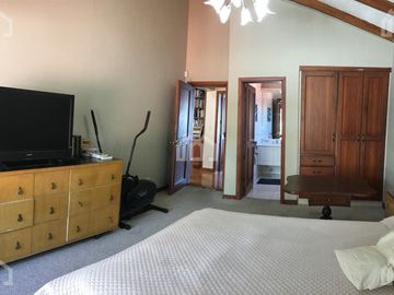 CASA DE VENTA EN SIERRA DEL MORAL SECTOR MONTESERRIN