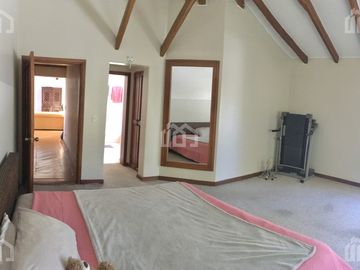 CASA DE VENTA EN SIERRA DEL MORAL SECTOR MONTESERRIN