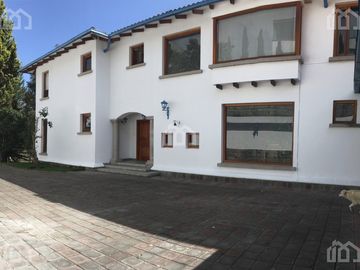 CASA DE VENTA EN SIERRA DEL MORAL SECTOR MONTESERRIN