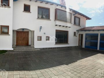 CASA DE VENTA EN SIERRA DEL MORAL SECTOR MONTESERRIN