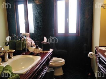 CASA DE VENTA EN CUMBAYA - SECTOR  RANCHO SAN FRANCISCO