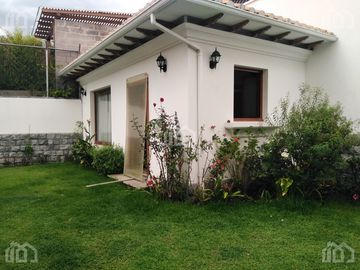 CASA DE VENTA EN CUMBAYA - SECTOR  RANCHO SAN FRANCISCO