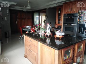 CASA DE VENTA EN CUMBAYA - SECTOR  RANCHO SAN FRANCISCO