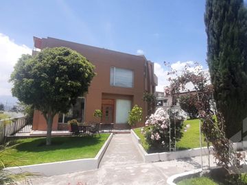VENTA CASA SECTOR CALDERÓN