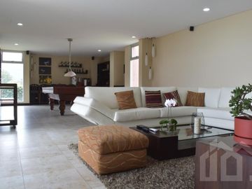 CASA DE VENTA EN CUMBAYA SECTOR COLEGIO ALEMAN