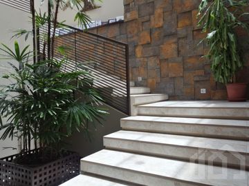 CASA DE VENTA EN CUMBAYA SECTOR COLEGIO ALEMAN