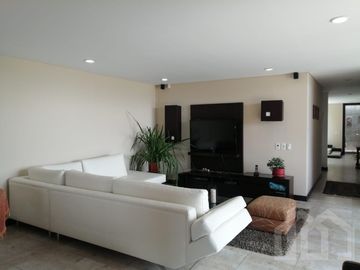 CASA DE VENTA EN CUMBAYA SECTOR COLEGIO ALEMAN