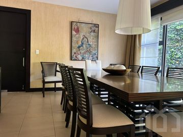 CASA DE VENTA EN CUMBAYA
