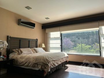 CASA DE VENTA EN CUMBAYA