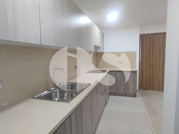 DEPARTAMENTO DE VENTA CON TERRAZA SECTOR PUERTAS DEL SOL