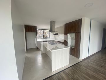 CASA CON DOS DEPARTAMENTOS EN VENTA SECTOR MACHANGARA CUENCA