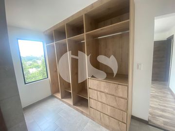 CASA CON DOS DEPARTAMENTOS EN VENTA SECTOR MACHANGARA CUENCA