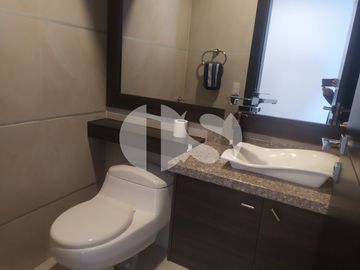 DEPARTAMENTO EN VENTA  QUITO TENIS