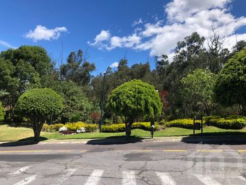 DEPARTAMENTO DE VENTA EN CUMBAYA