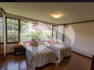 SE VENDE CASA EN CUMBAYA