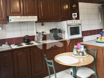 SUITE MUY AMPLIA  CON BALCON DE VENTA EN EL BOSQUE